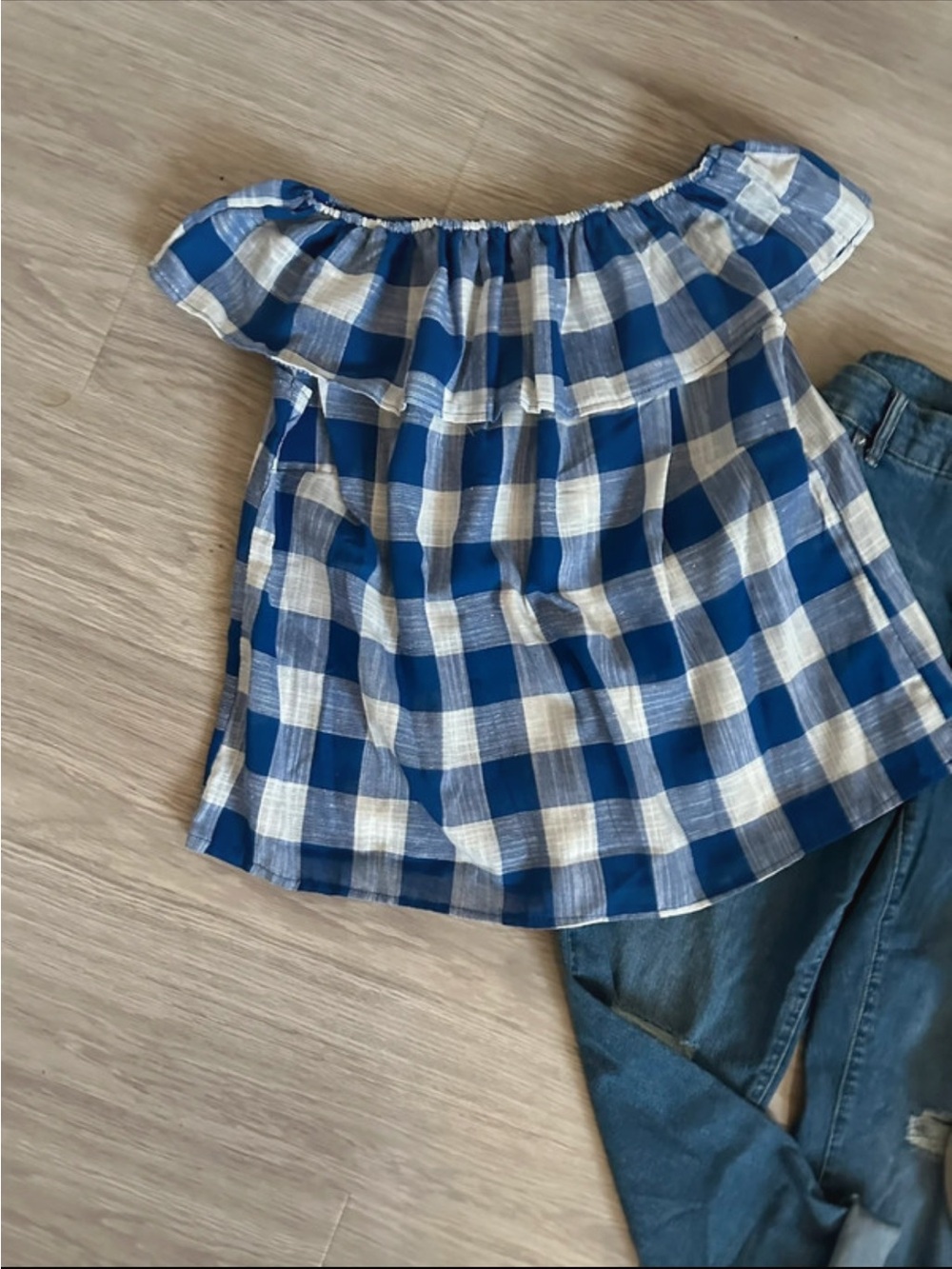 *Gorgeous Checkered Top - Picture 2 of 7